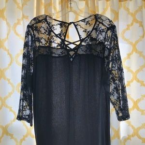 Navy blue pullover blouse, like new